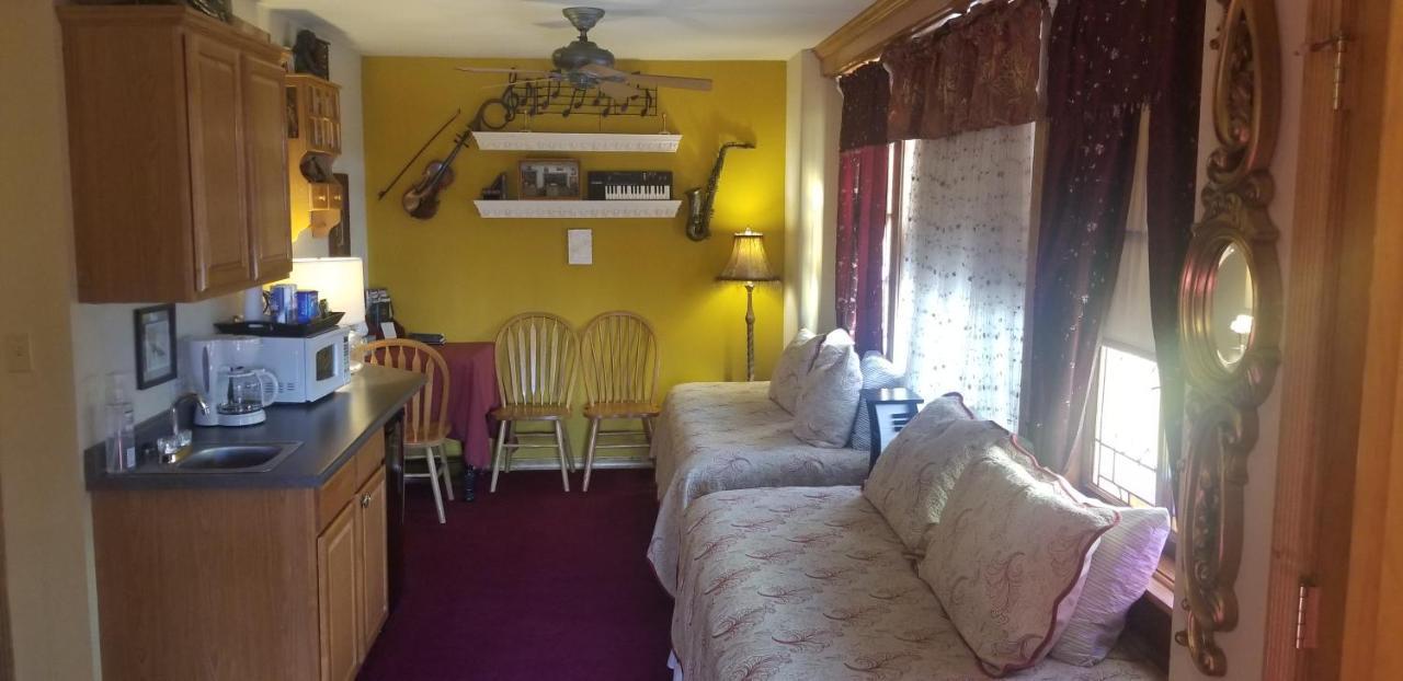All Seasons Inn Юрика Спрингс Экстерьер фото