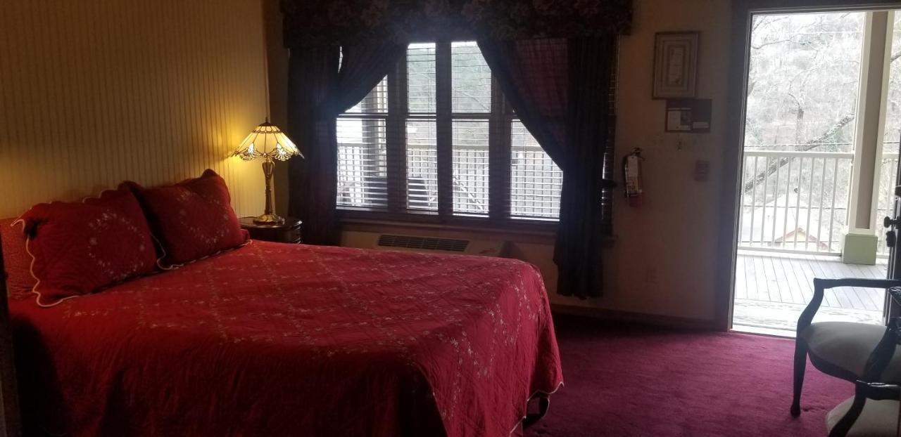 All Seasons Inn Юрика Спрингс Экстерьер фото